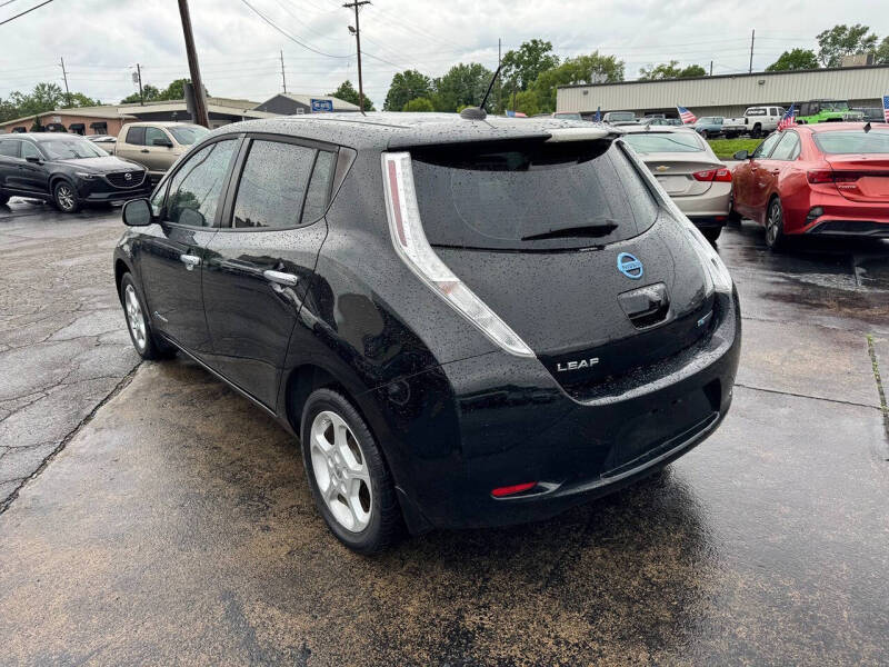 2015 Nissan LEAF S