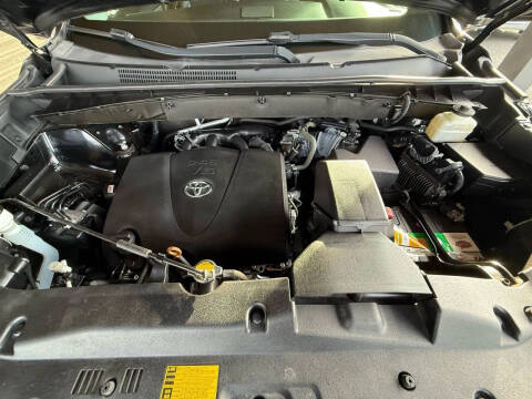 2017 Toyota Highlander Limited Platinum