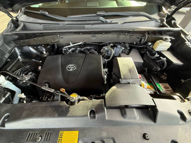 2017 Toyota Highlander Limited Platinum