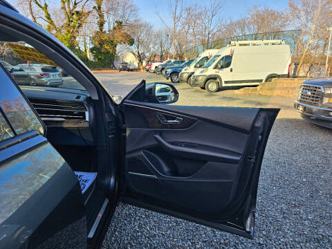 2020 Audi Q8 quattro Premium Plus 55 TFSI