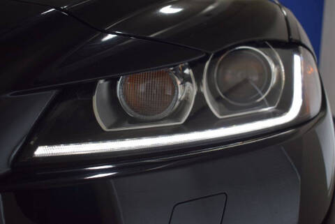 2019 Jaguar F-PACE 30t Prestige