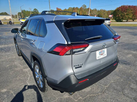 2019 Toyota RAV4 XLE Premium