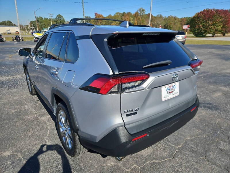 2019 Toyota RAV4 XLE Premium