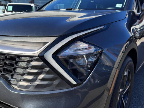 2023 Kia Sportage Hybrid LX