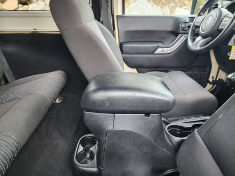 2011 Jeep Wrangler Sahara