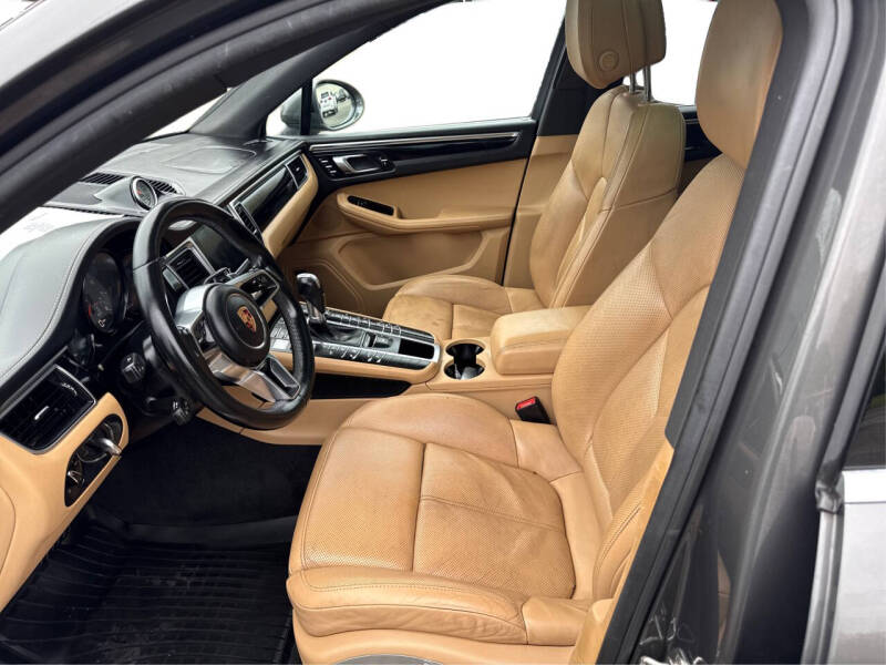 2018 Porsche Macan S