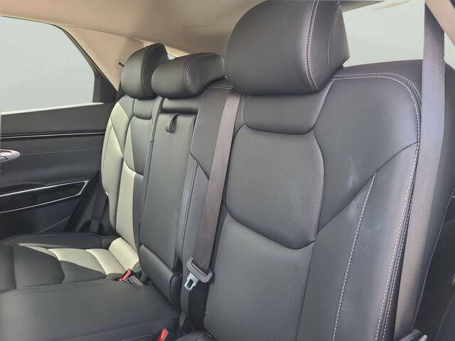 2025 Genesis GV70 2.5T Standard