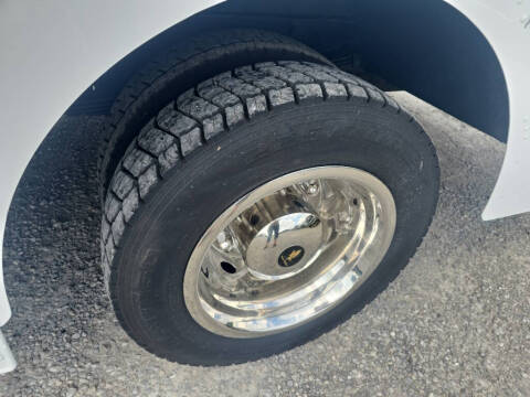 2015 Freightliner MT45 Chassis