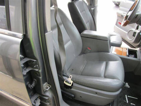 2009 Chrysler Aspen Limited