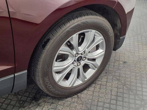2023 Ford Edge Titanium