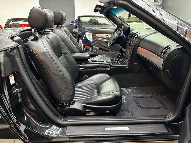 2005 Ford Thunderbird Deluxe