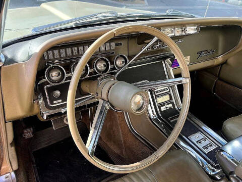1965 Ford Thunderbird