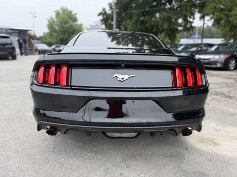 2017 Ford Mustang EcoBoost Premium