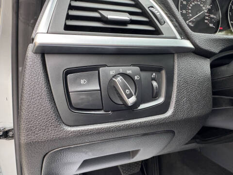 2016 BMW 3 Series 328i