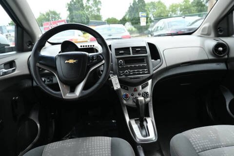 2013 Chevrolet Sonic LS Auto