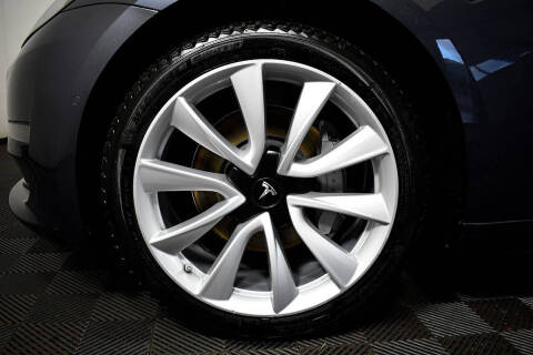 2019 Tesla Model 3 Standard Range Plus