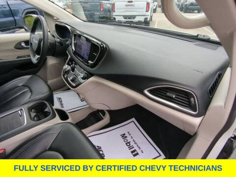 2023 Chrysler Pacifica Touring L