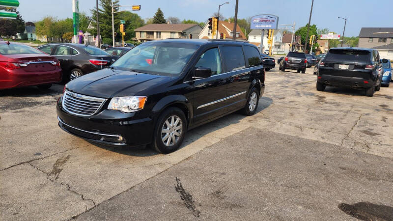 2014 Chrysler Town and Country for sale at MOE MOTORS LLC in South Milwaukee WI
