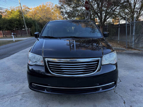2013 Chrysler Town and Country Touring