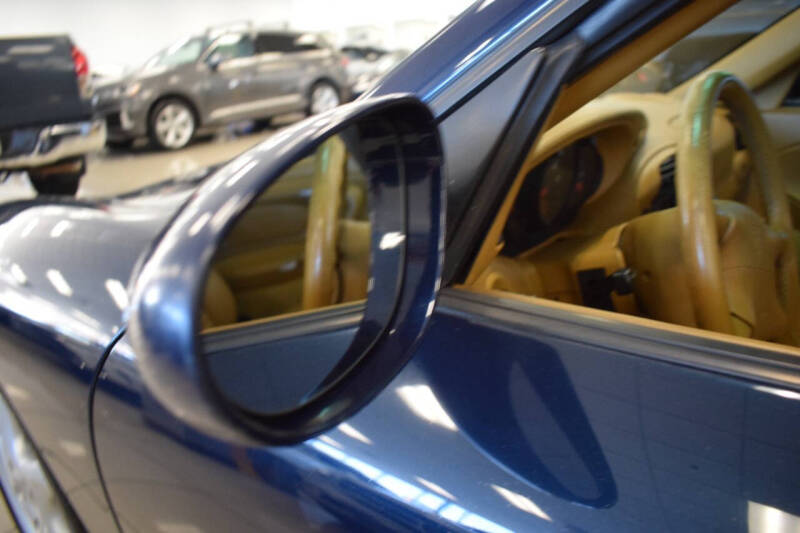 2000 Porsche 911 Carrera