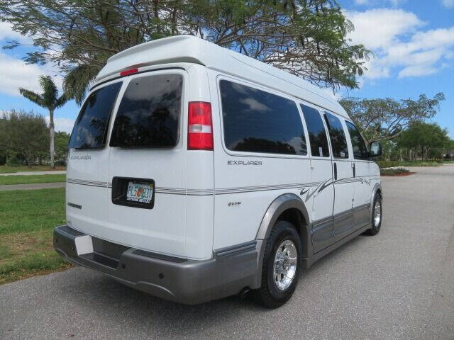 2017 Chevrolet Express 2500