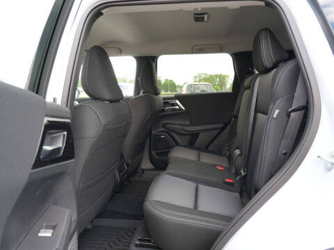 2026 Mitsubishi Outlander ES
