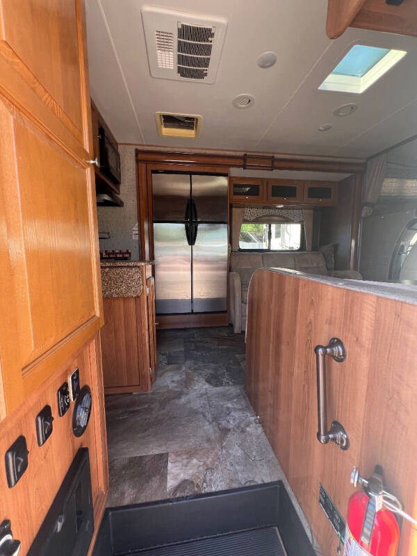 2017 Coachmen RV Leprechaun 260DS Class C