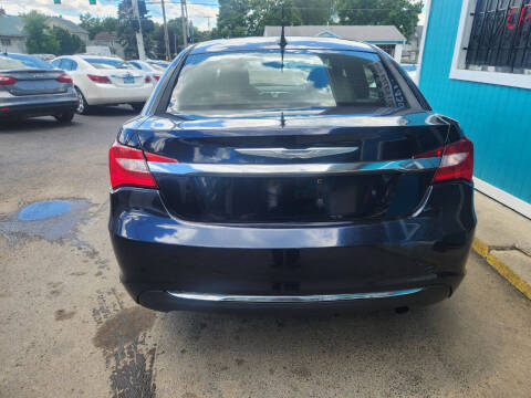2012 Chrysler 200 Touring