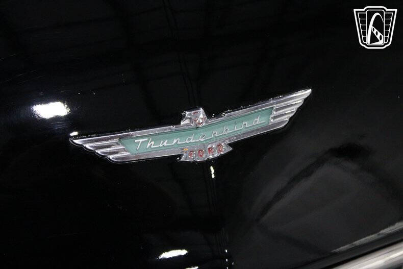 1956 Ford Thunderbird