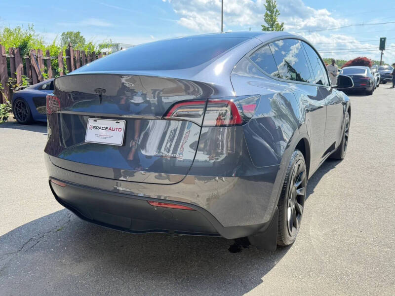 2024 Tesla Model Y Long Range