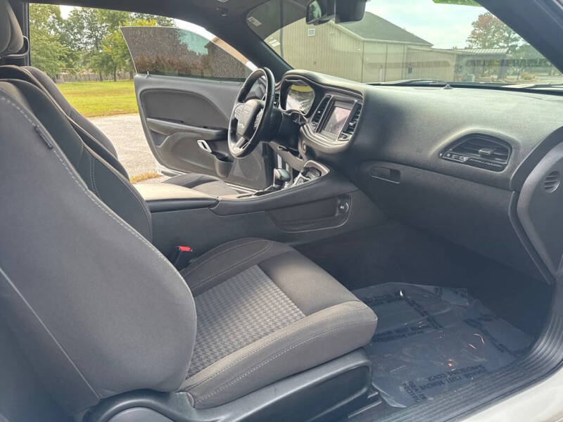 2019 Dodge Challenger SXT