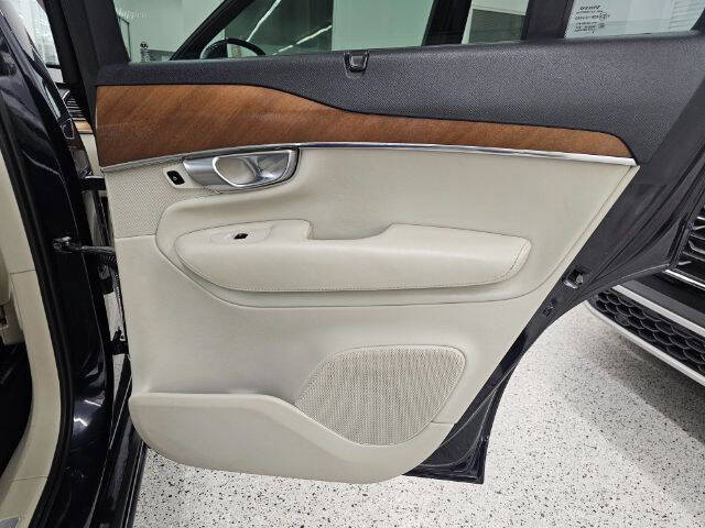 2017 Volvo XC90 T6 Inscription