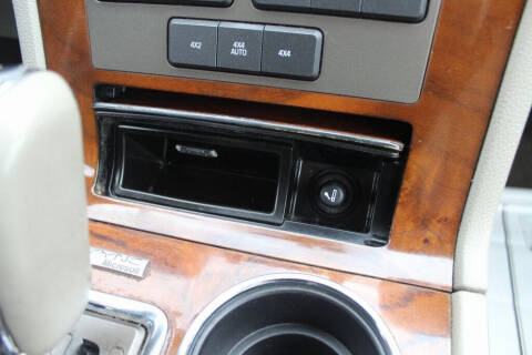 2011 Lincoln Navigator L