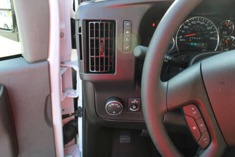 2024 Chevrolet Express 2500