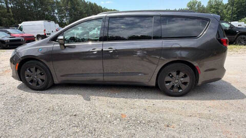 2019 Chrysler Pacifica Hybrid