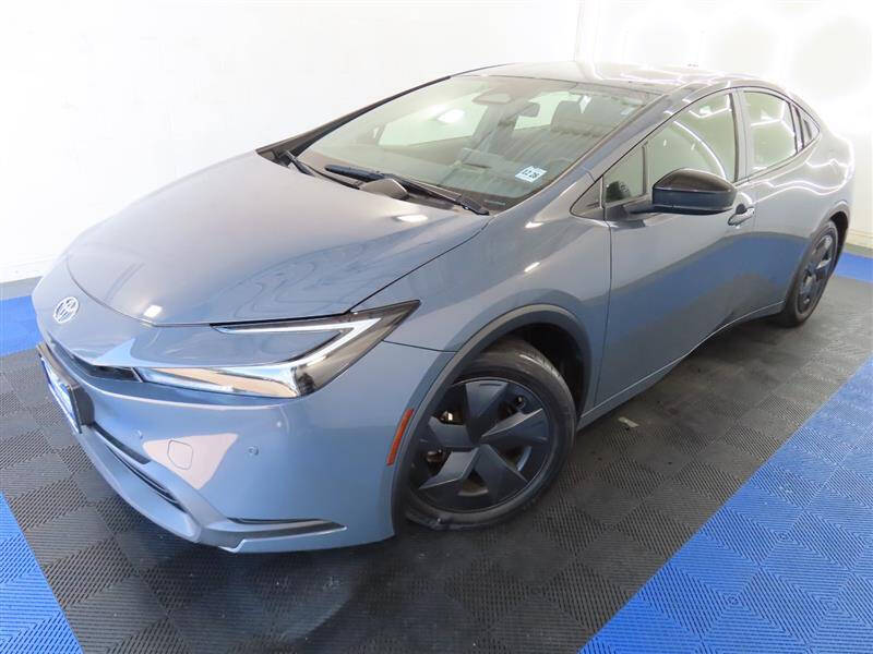 2024 Toyota Prius LE