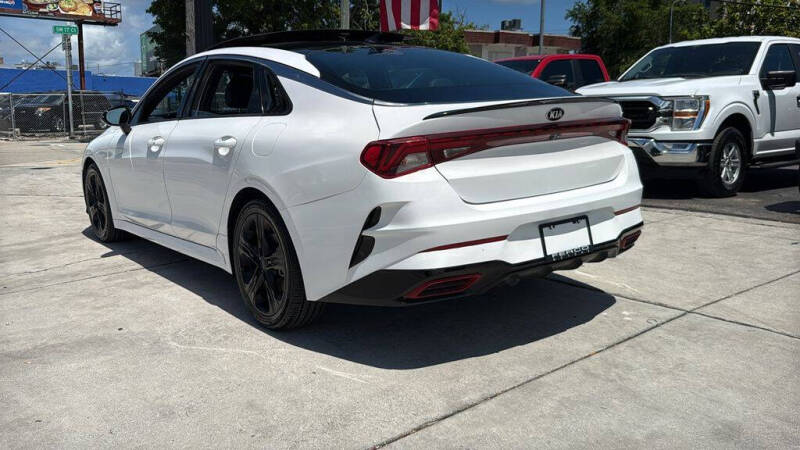 2021 Kia K5