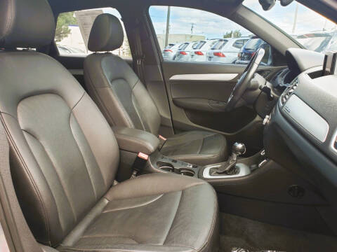 2015 Audi Q3 2.0T quattro Premium Plus