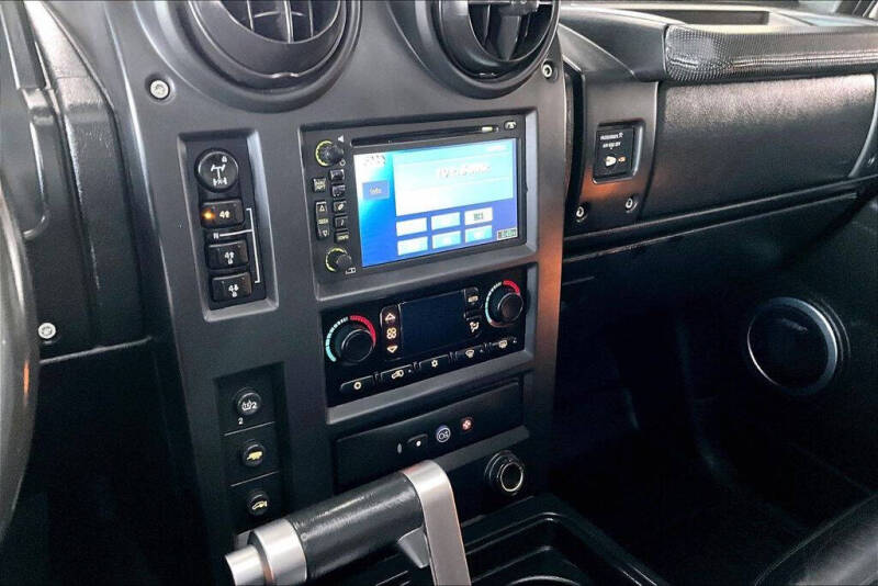 2005 HUMMER H2