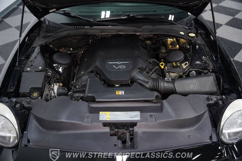 2005 Ford Thunderbird Deluxe
