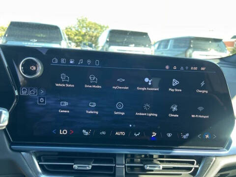 2026 Chevrolet Equinox EV LT 2