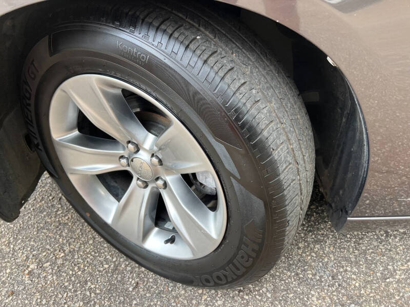 2015 Dodge Charger SXT