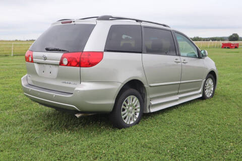 2008 Toyota Sienna XLE