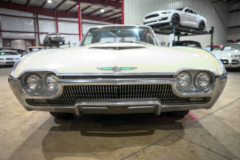 1963 Ford Thunderbird