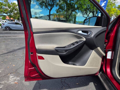 2017 Ford Focus SE