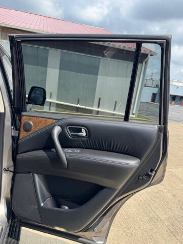 2016 Infiniti QX80