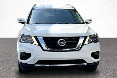 2017 Nissan Pathfinder SV