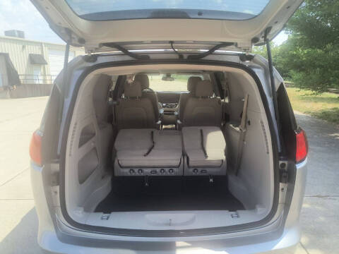 2017 Chrysler Pacifica LX