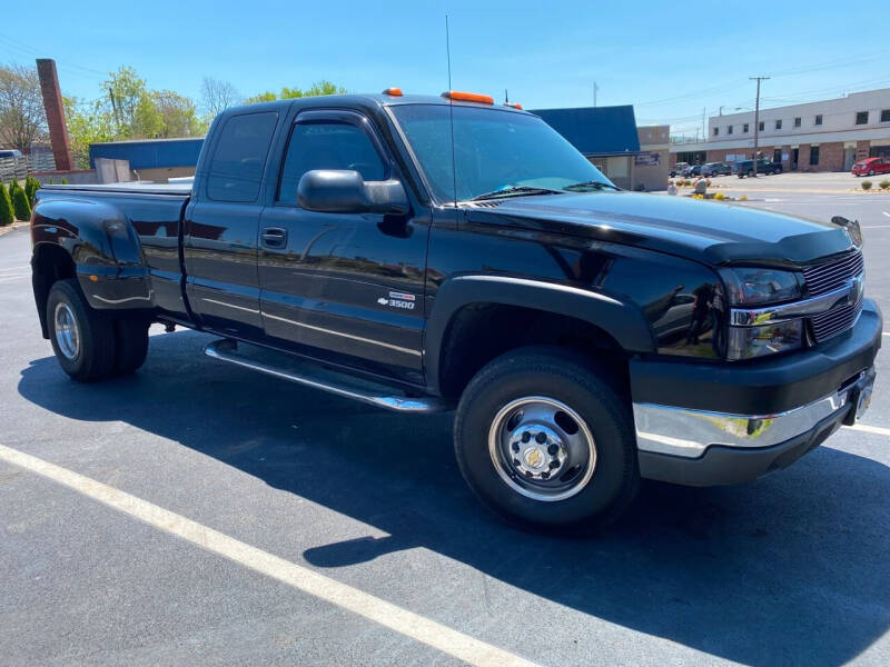 2004 Chevrolet Silverado 3500 for sale at All American Autos in Kingsport TN