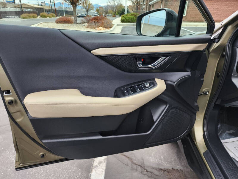 2024 Subaru Outback Premium